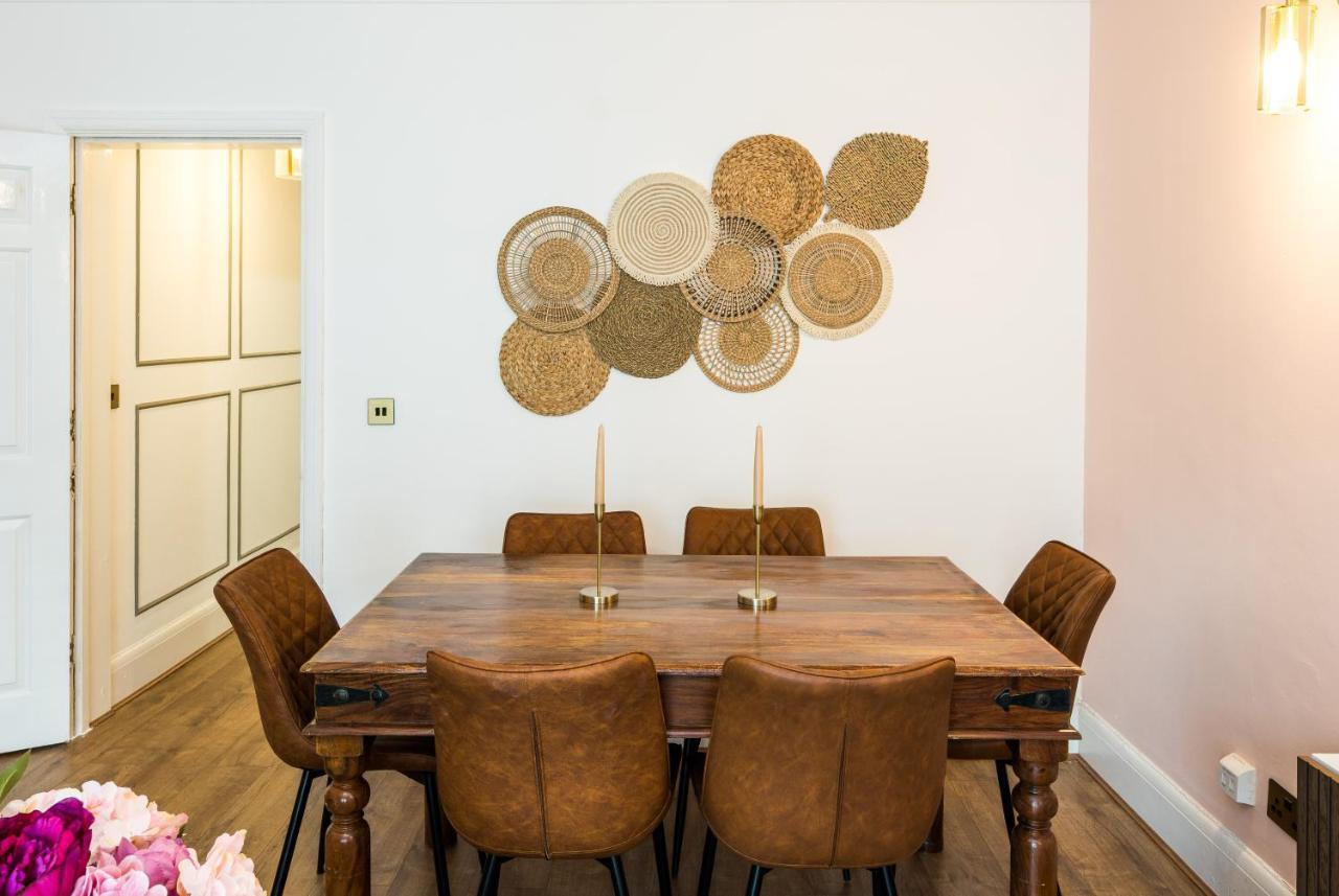 Charming Spacious 2Br Flat Near Station Plus Parking Londýn Exteriér fotografie