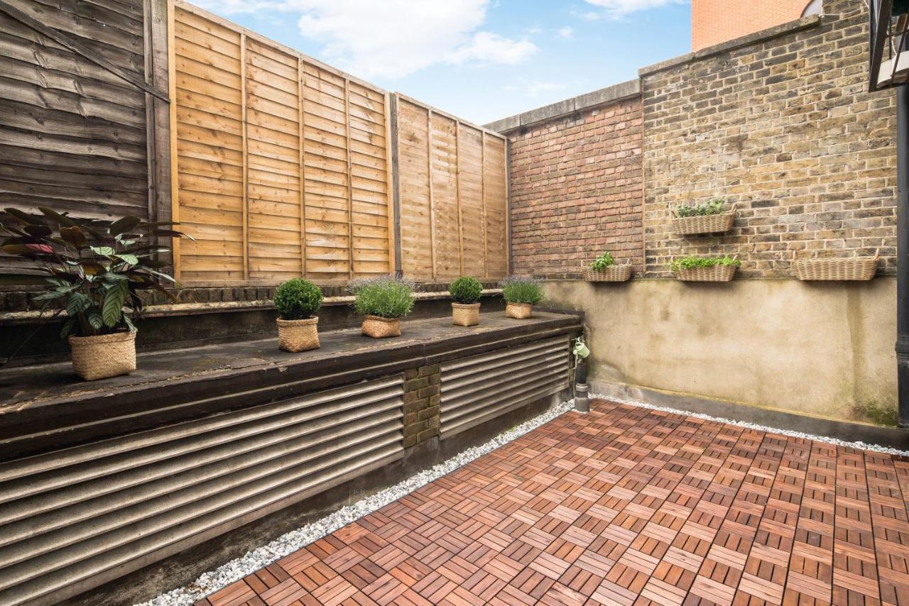Charming Spacious 2Br Flat Near Station Plus Parking Londýn Exteriér fotografie