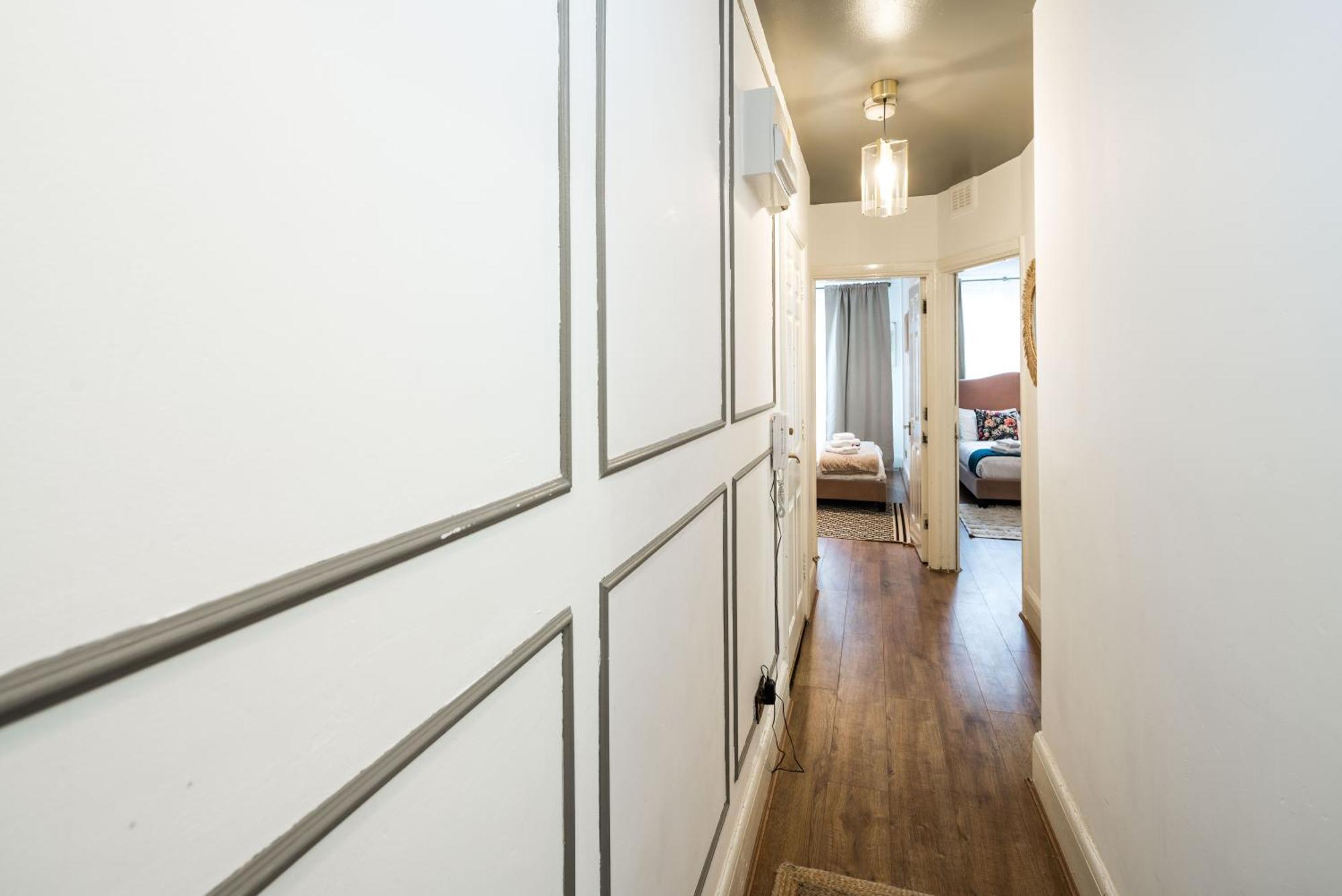 Charming Spacious 2Br Flat Near Station Plus Parking Londýn Exteriér fotografie
